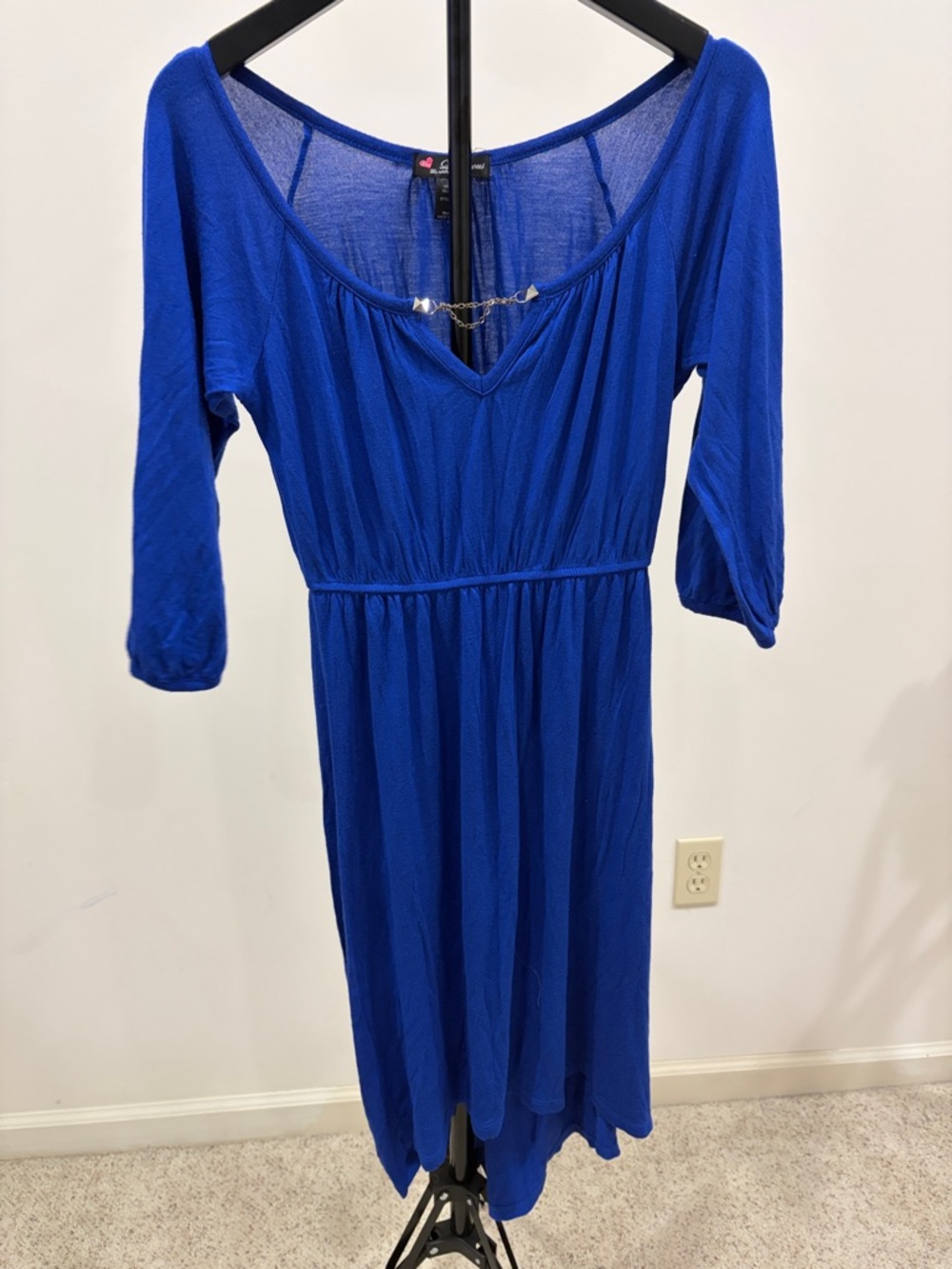 Blue V-Neck Women's Dress - Elegant Everyday Style